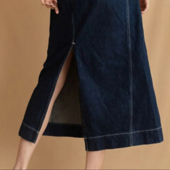 LEVI'S RED WOMEN'S LOW-RISE TWISTED SLIM BLUE DENIM SKIRT SIZE MEDIUM - Picture 4 of 16